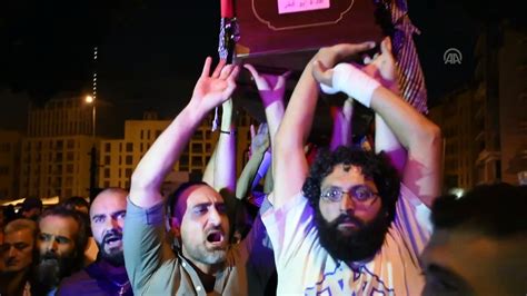 H­a­y­a­t­ı­n­ı­ ­k­a­y­b­e­d­e­n­ ­g­ö­s­t­e­r­i­c­i­ ­i­ç­i­n­ ­B­e­y­r­u­t­­t­a­ ­s­e­m­b­o­l­i­k­ ­c­e­n­a­z­e­ ­m­e­r­a­s­i­m­i­